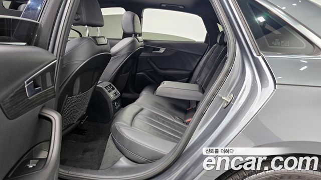 Audi A4 (B9) 40 TFSI Premium