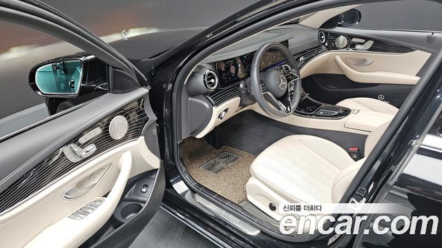 Mercedes-Benz E-Class E450 4MATIC Exclusive