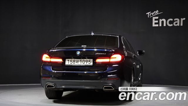 BMW 5-Series 530d M Sport Package