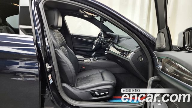 BMW 5-Series 530d M Sport Package