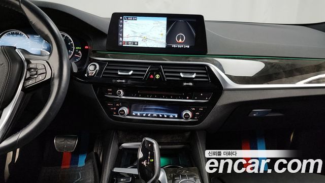 BMW 5-Series 530d M Sport Package