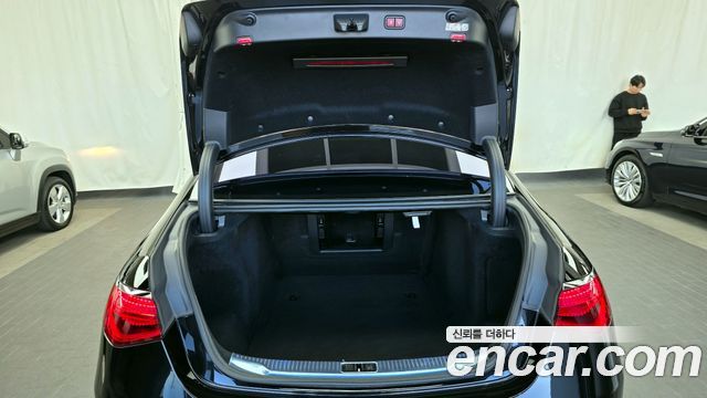 Mercedes-Benz S-Class Maybach S680 4MATIC