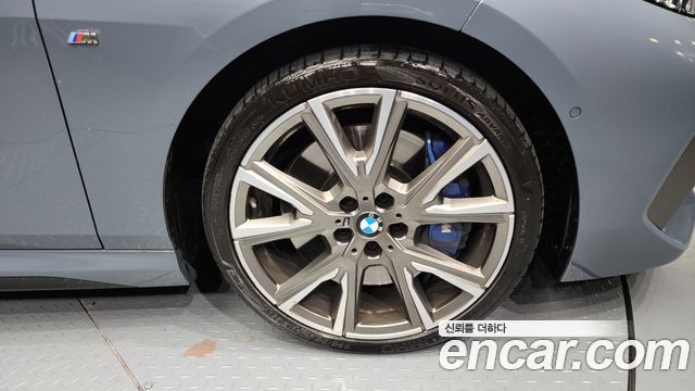BMW 2-Series M235i xDrive