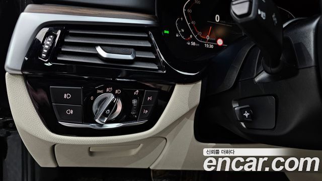 BMW 5-Series 520i M Sport