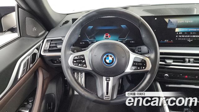 BMW i4 M50