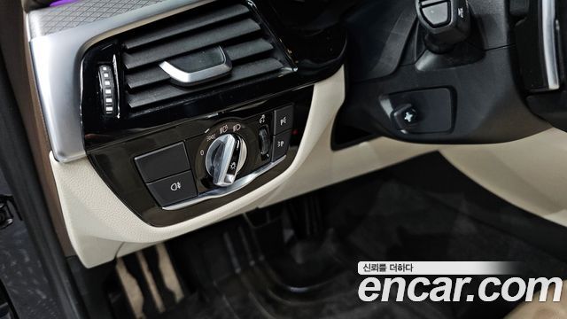 BMW 5-Series M550d xDrive