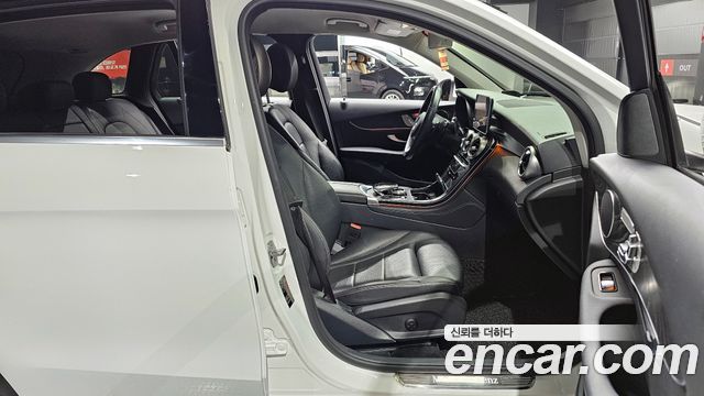 Mercedes-Benz GLC-Class GLC300 4MATIC