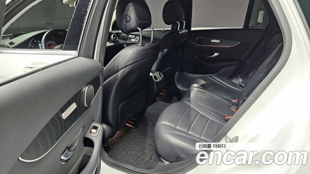Mercedes-Benz GLC-Class GLC300 4MATIC