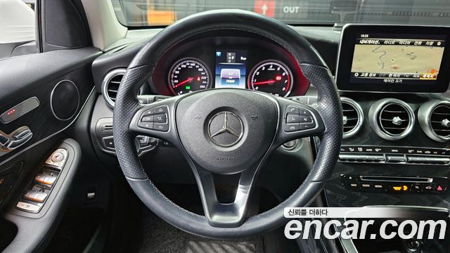 Mercedes-Benz GLC-Class GLC300 4MATIC