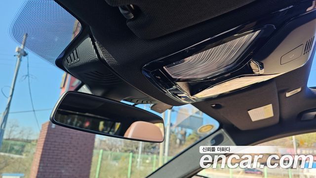 BMW 5-Series 530i xDrive M Sport Package Plus