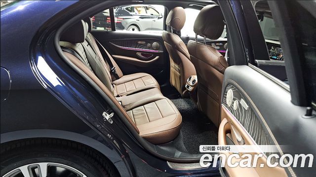 Mercedes-Benz E-Class E350 4MATIC Avantgarde