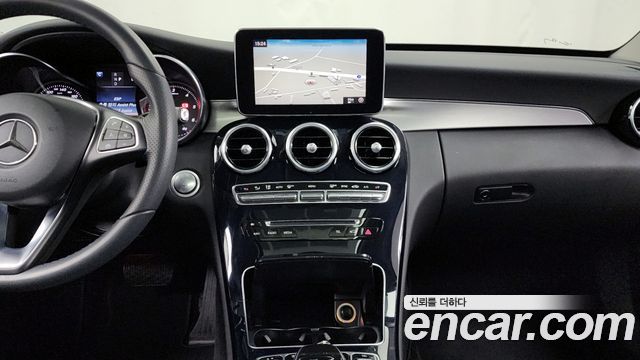 Mercedes-Benz C-Class C220 d Avantgarde