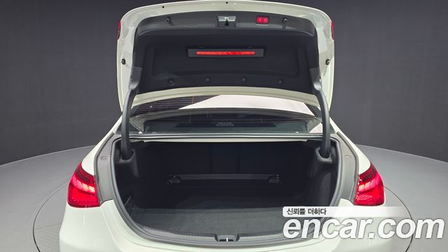 Mercedes-Benz C-Class C200 Avantgarde