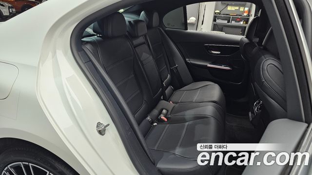 Mercedes-Benz C-Class C200 Avantgarde