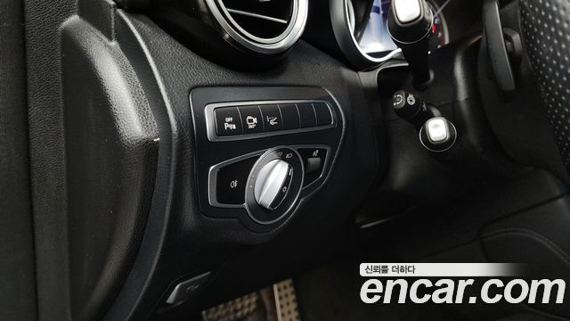 Mercedes-Benz GLC-Class GLC300 4MATIC AMG Line