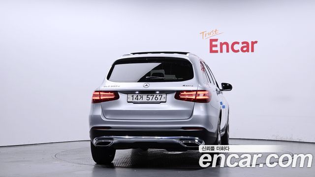 Mercedes-Benz GLC-Class GLC220 d 4MATIC Premium