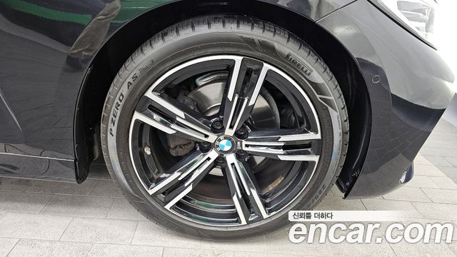 BMW 4-Series 420i M Sport Coupe