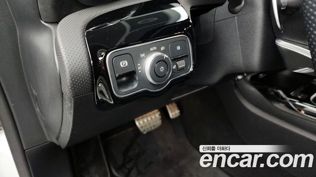 Mercedes-Benz A-Class AMG A35 4MATIC Sedan