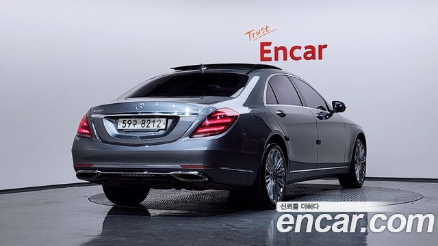 Mercedes-Benz S-Class S560L 4MATIC
