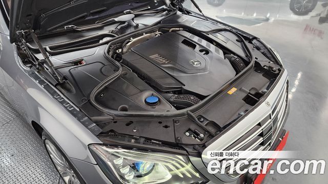 Mercedes-Benz S-Class S560L 4MATIC