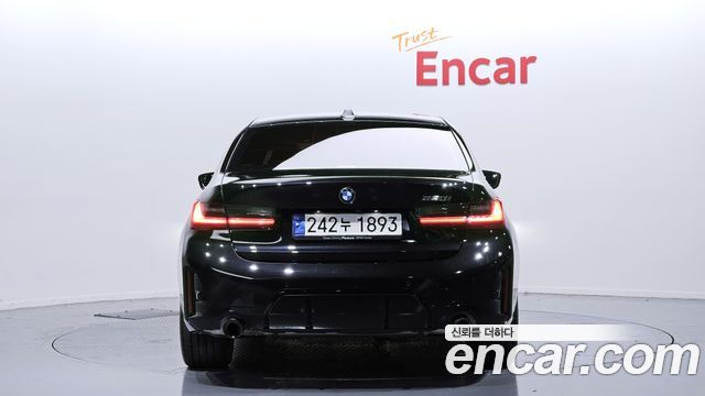 BMW 3-Series 320i M Sport