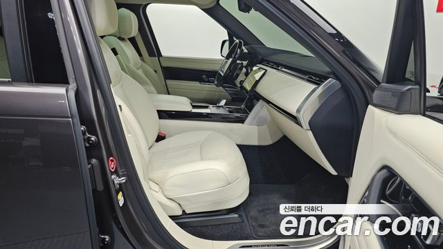 Land Rover Range Rover P550E AB