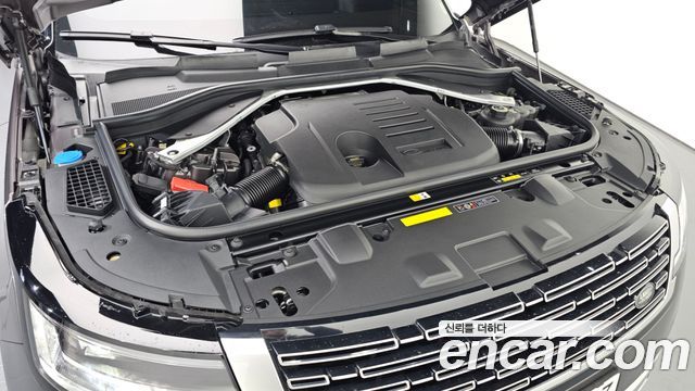 Land Rover Range Rover P550E AB