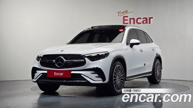 Mercedes-Benz GLC-Class GLC300 4MATIC AMG Line