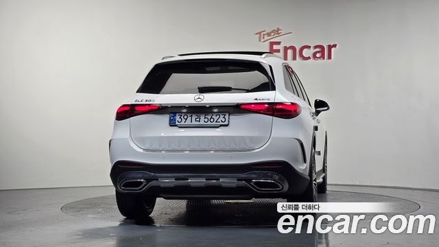 Mercedes-Benz GLC-Class GLC300 4MATIC AMG Line