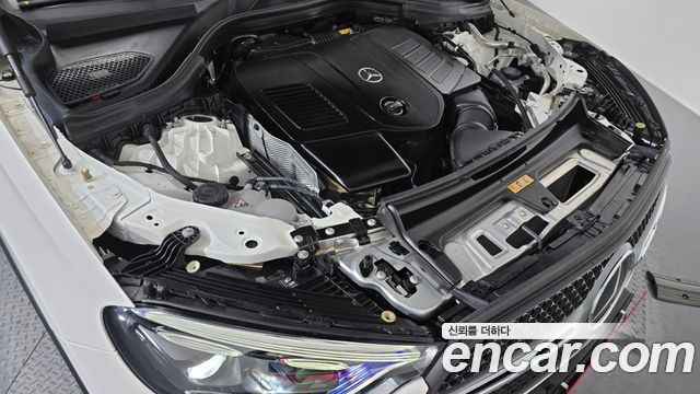 Mercedes-Benz GLC-Class GLC300 4MATIC AMG Line