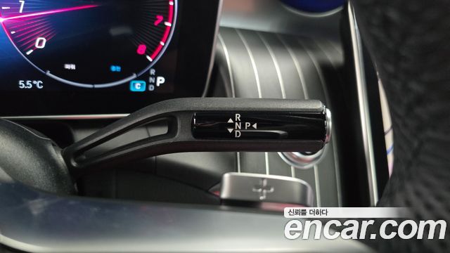 Mercedes-Benz GLC-Class GLC300 4MATIC AMG Line