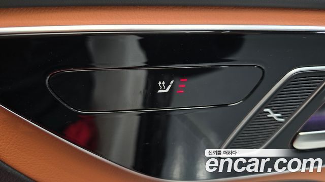 Mercedes-Benz GLC-Class GLC300 4MATIC AMG Line