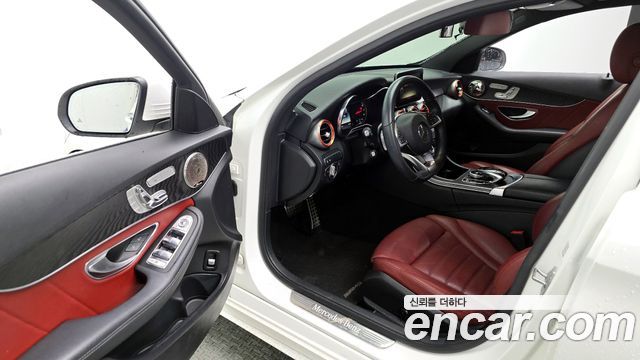 Mercedes-Benz C-Class C200 AMG Line