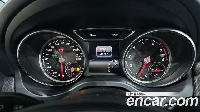 Mercedes-Benz GLA-Class GLA220