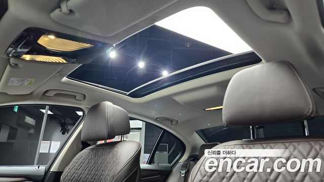 BMW 5-Series 530i Luxury