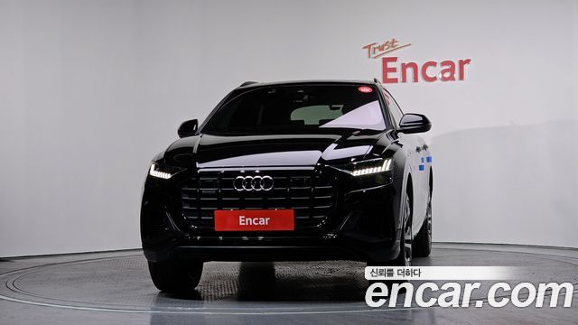 Audi Q8 55 TFSI Quattro Premium