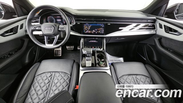 Audi Q8 55 TFSI Quattro Premium