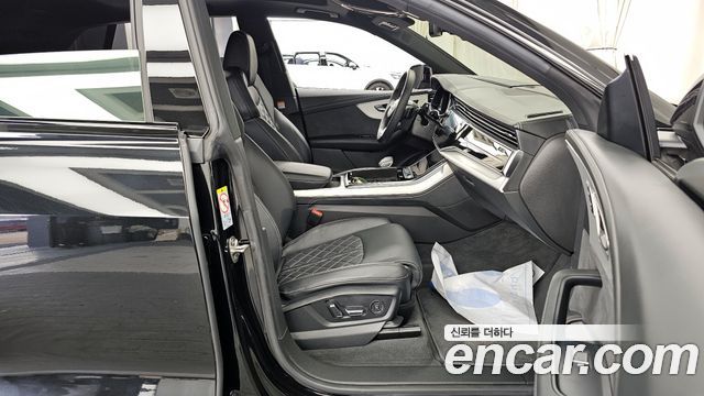 Audi Q8 55 TFSI Quattro Premium