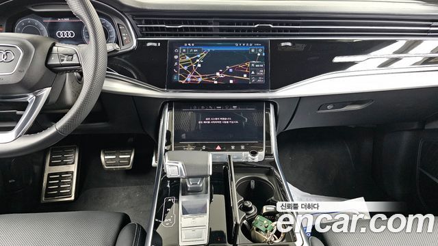 Audi Q8 55 TFSI Quattro Premium