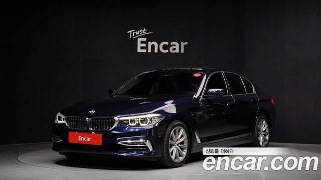 BMW 5-Series 520i Luxury