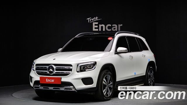 Mercedes-Benz GLB-Class GLB220