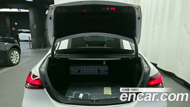 Mercedes-Benz E-Class E350 4MATIC Exclusive