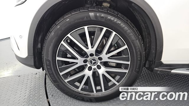 Mercedes-Benz GLC-Class GLC220 d 4MATIC