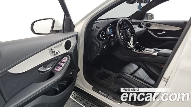 Mercedes-Benz GLC-Class GLC220 d 4MATIC