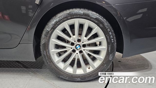 BMW 5-Series 520d Luxury Special Edition