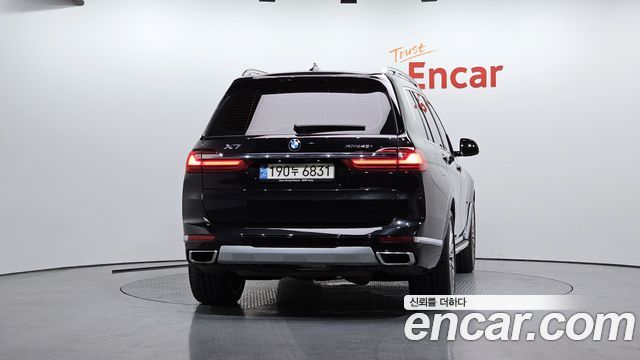 BMW X7 xDrive 40i Design Pure Excellence 7-Seater