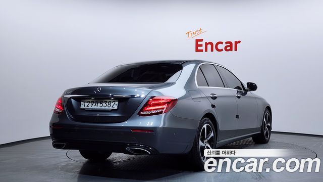 Mercedes-Benz E-Class E250 Avantgarde