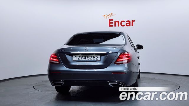 Mercedes-Benz E-Class E250 Avantgarde