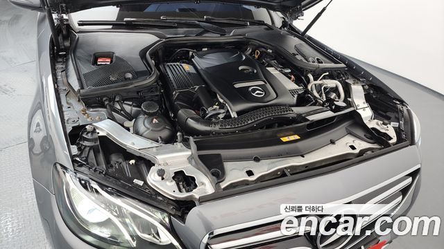 Mercedes-Benz E-Class E250 Avantgarde