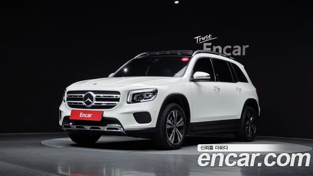 Mercedes-Benz GLB-Class GLB220